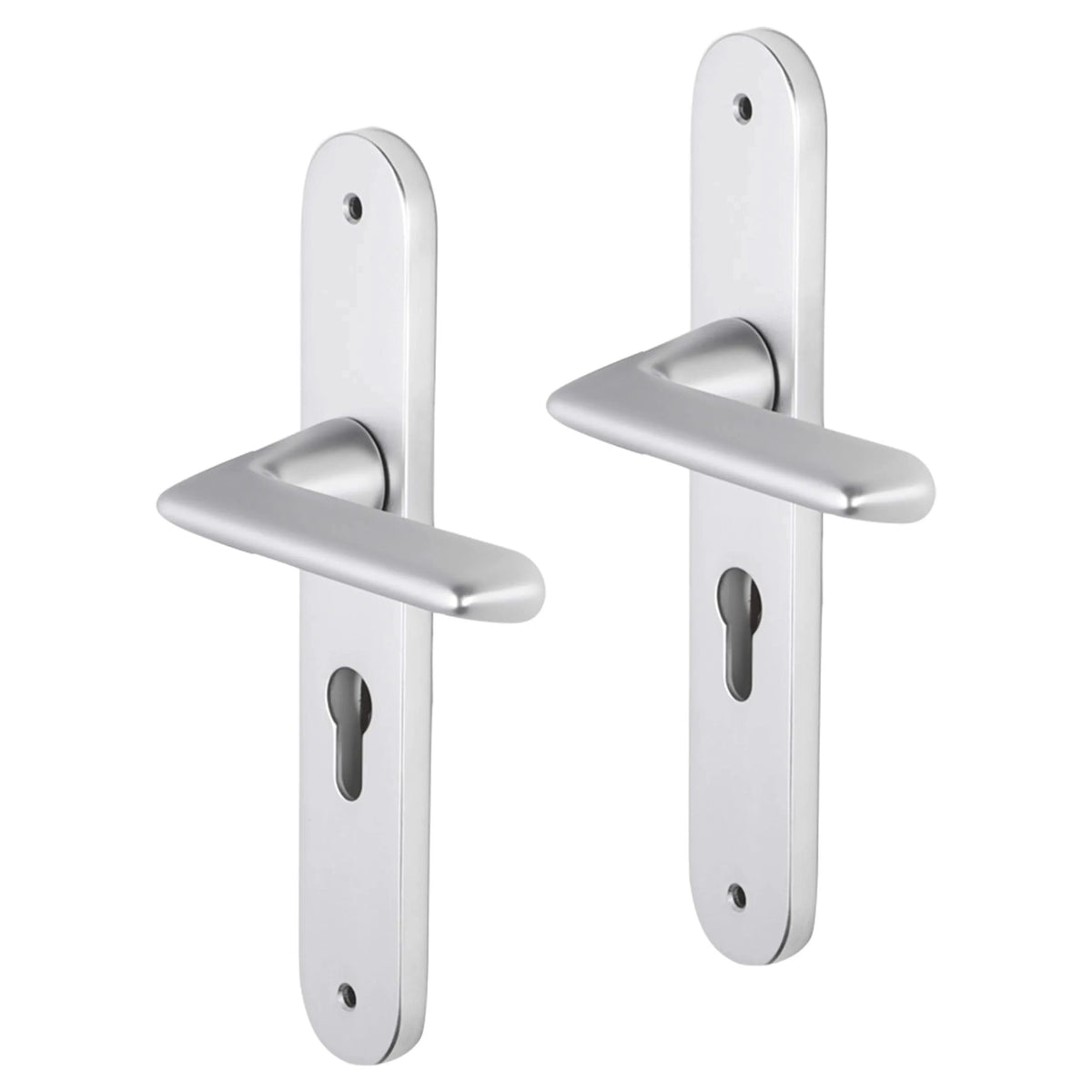 Impresso Cambridge aluminium op ovaal schild – gemonteerd op deur