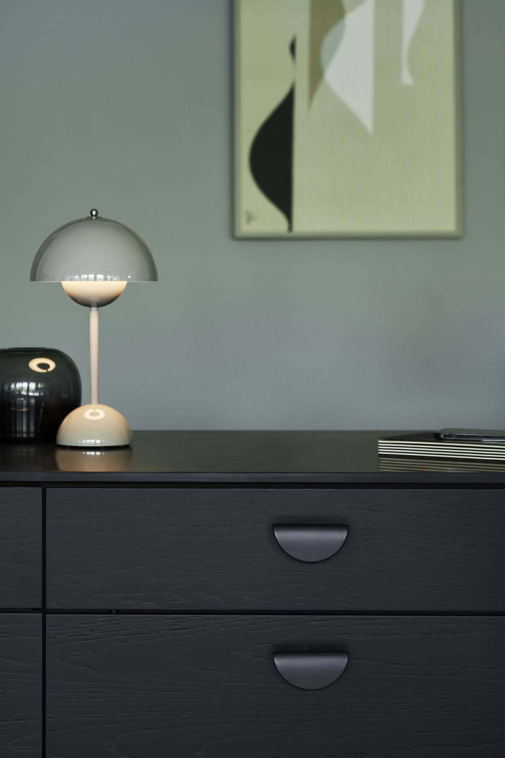 Furnipart Horizon Small meubelgreep 99 mat zwart gemonteerd