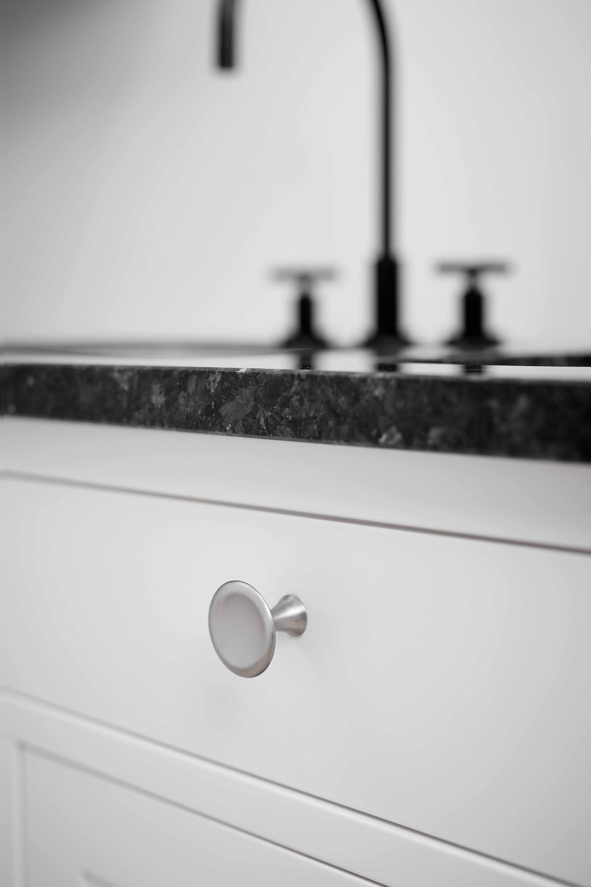 Furnipart meubelknop Klok inox-look sfeerbeeld