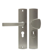 AXA Curve Plus S veiligheidsbeslag knop+kruk (omkeerbaar) PC72 aluminium zilver – vooraanzicht