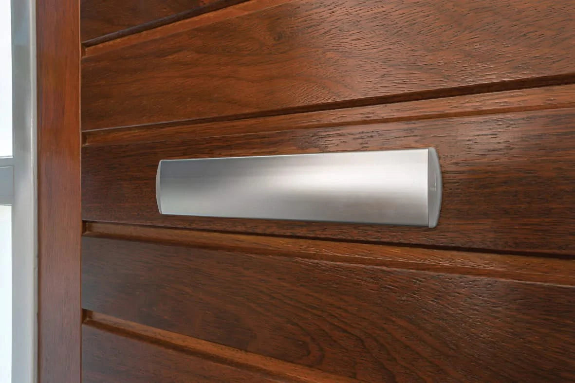 AXA Curve Plus briefplaat aluminium naturel - sfeerbeeld
