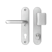 AXA Oval Plus veiligheidsbeslag D-duwer en kruk PC92 aluminium F1 vooraanzicht