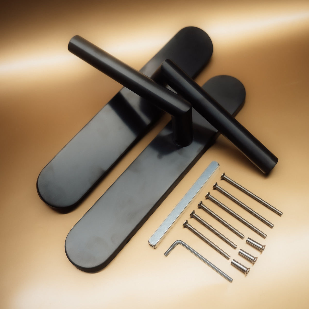 Griff Meister | Deurkruk Cornisa | Gunmetal | Op ovaal schild | Blind