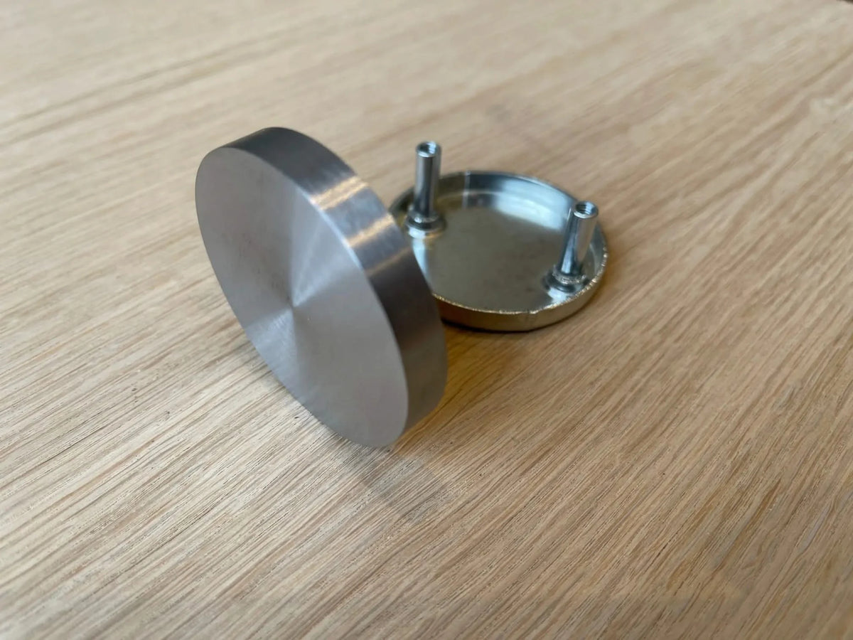 Hafi Private Line blind rozet rond RVS geborsteld – detailfoto