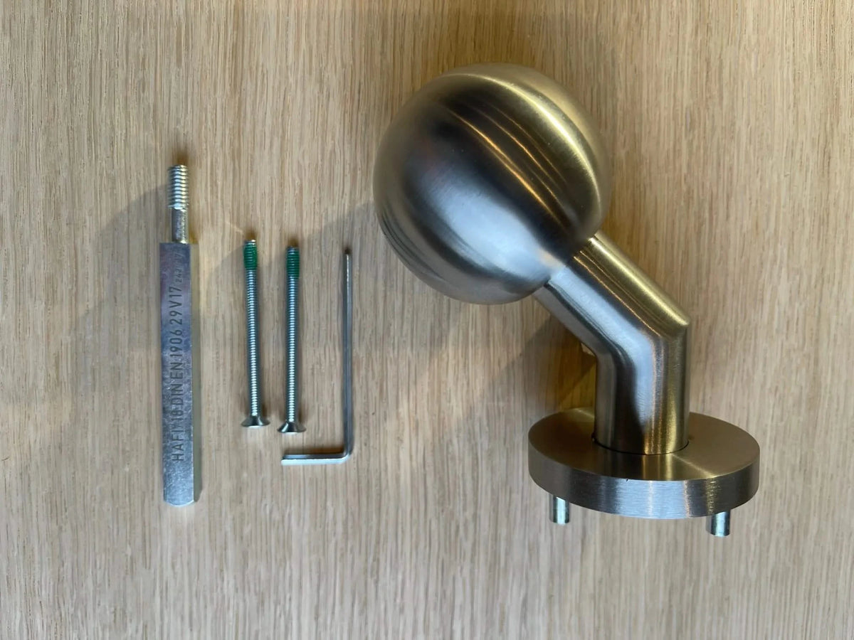Hafi Private Line deurknop model 286 bolle verkropte knop RVS geborsteld – detailfoto