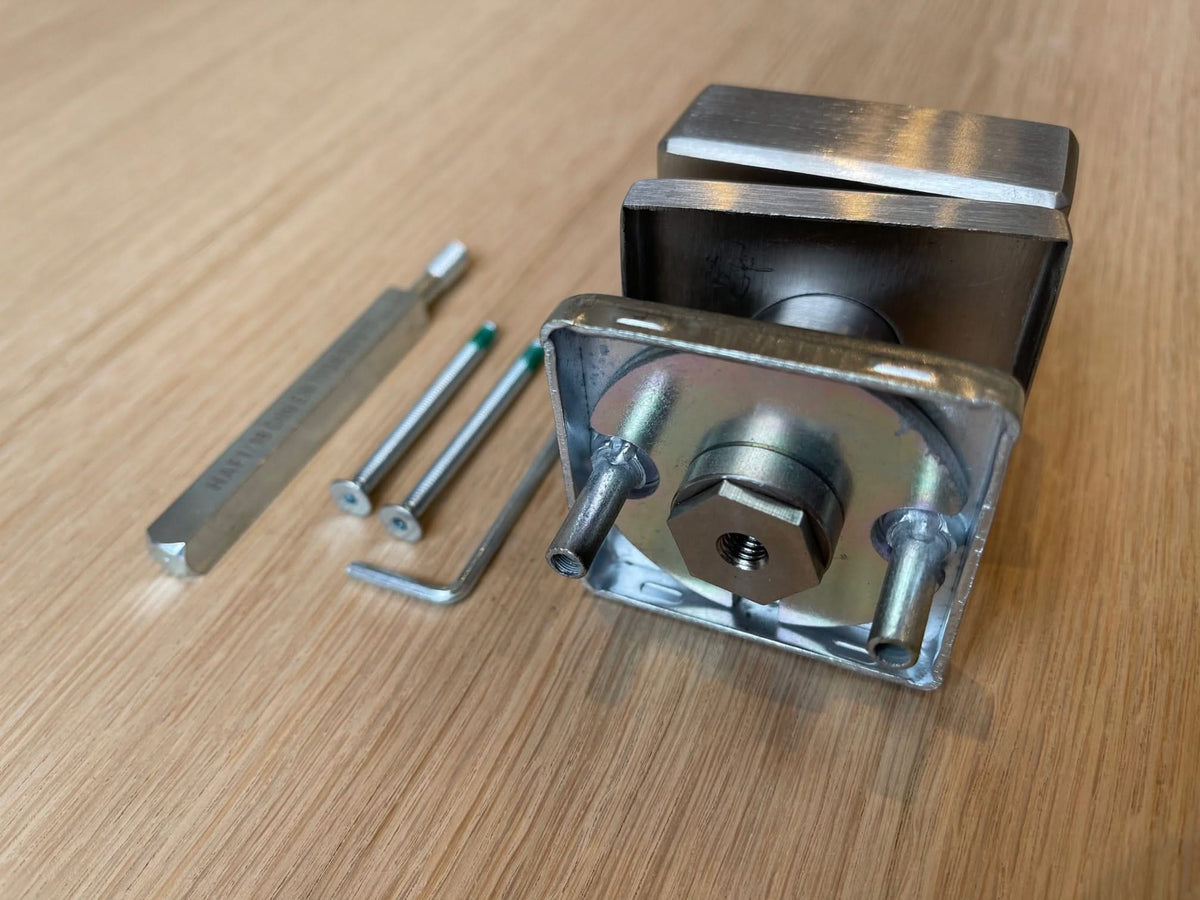 Hafi Private Line deurknop model 283 platte knop RVS geborsteld – detailfoto
