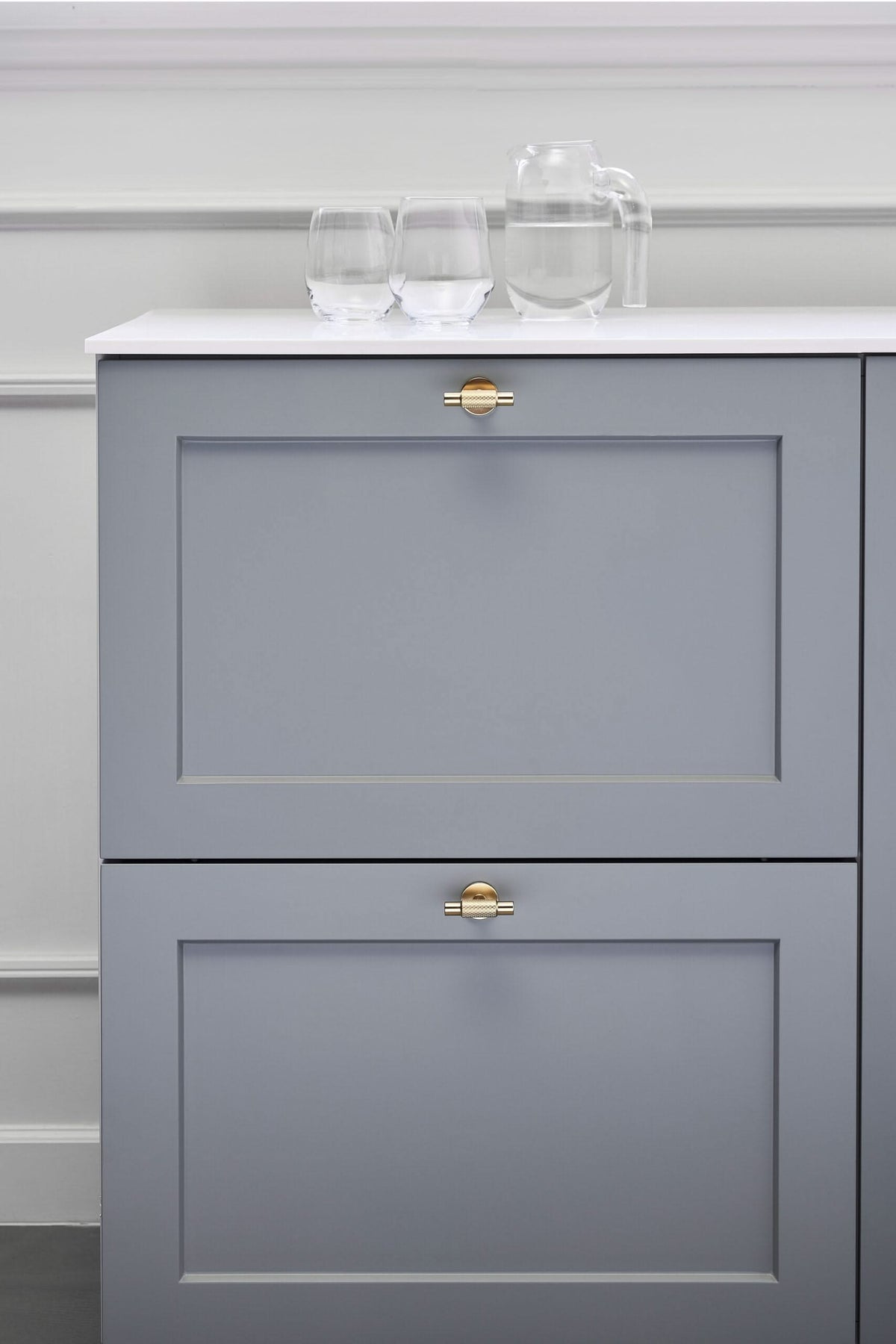 Furnipart meubelknop Landhuis T goud sfeerbeeld