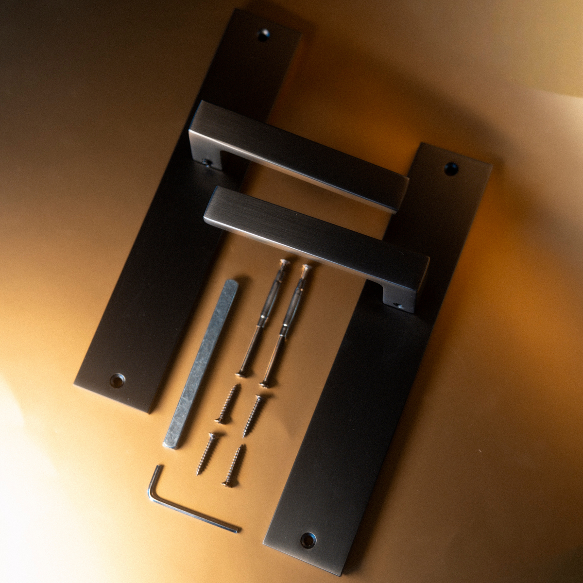 Intersteel Deurkruk Hera op schild 245x45 mm blind antracietgrijs