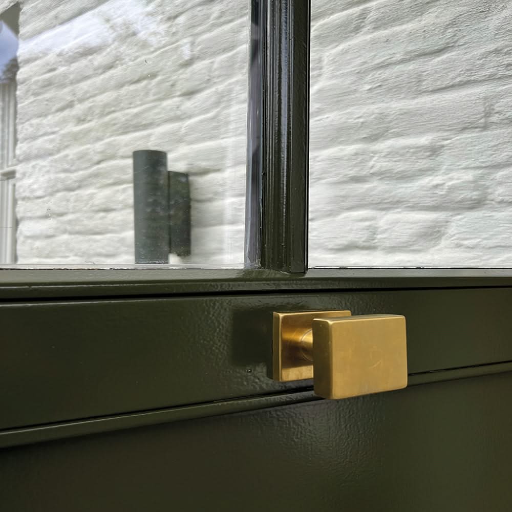 HDD Pro voordeurknop Top Carre op rozas Zwart — detail