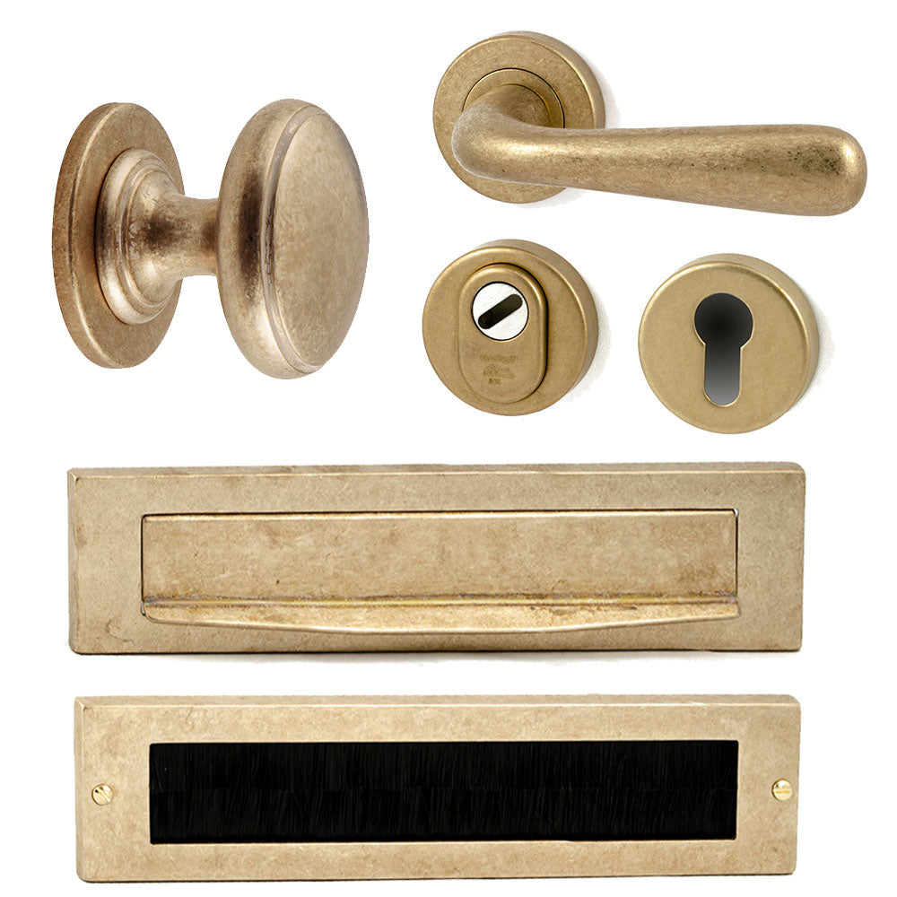Hardbrass voordeurset rond messing getrommeld sfeerbeeld 1