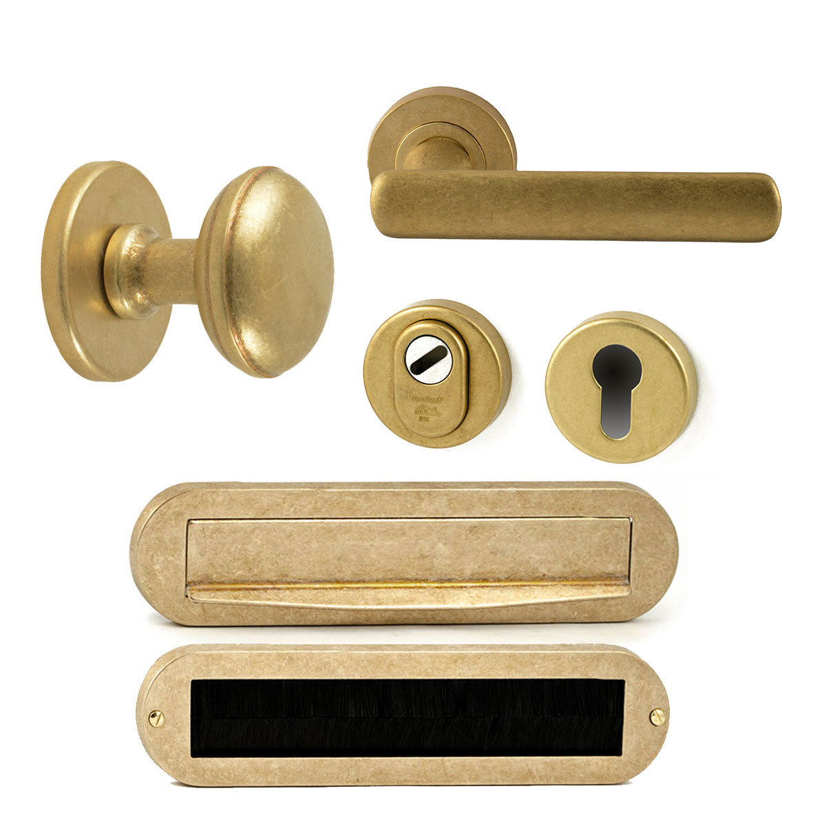 Hardbrass voordeurset Saturnus/Shadow compleet messing getrommeld vooraanzicht