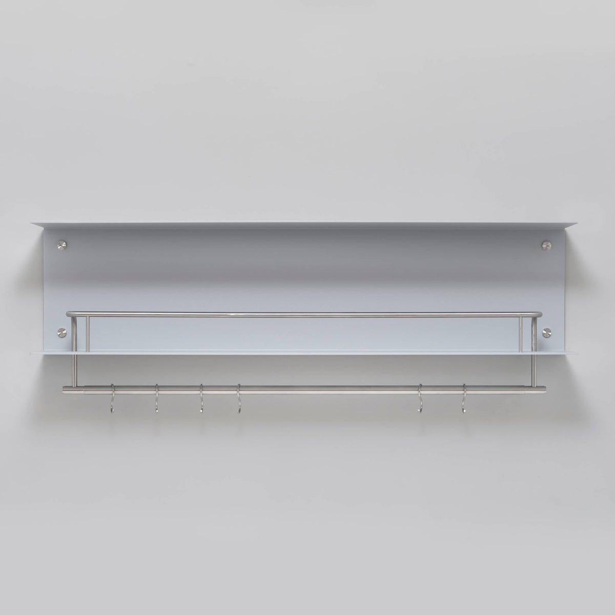 Buster + Punch Hanger keukenplank grijs steel detail panreling met S-haken