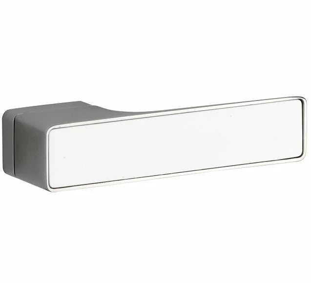 Artitec deurkruk op rozet Maximal in glans chroom met wit glas, vooraanzicht