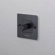 Buster + Punch dimmer Cross impuls brons vooraanzicht