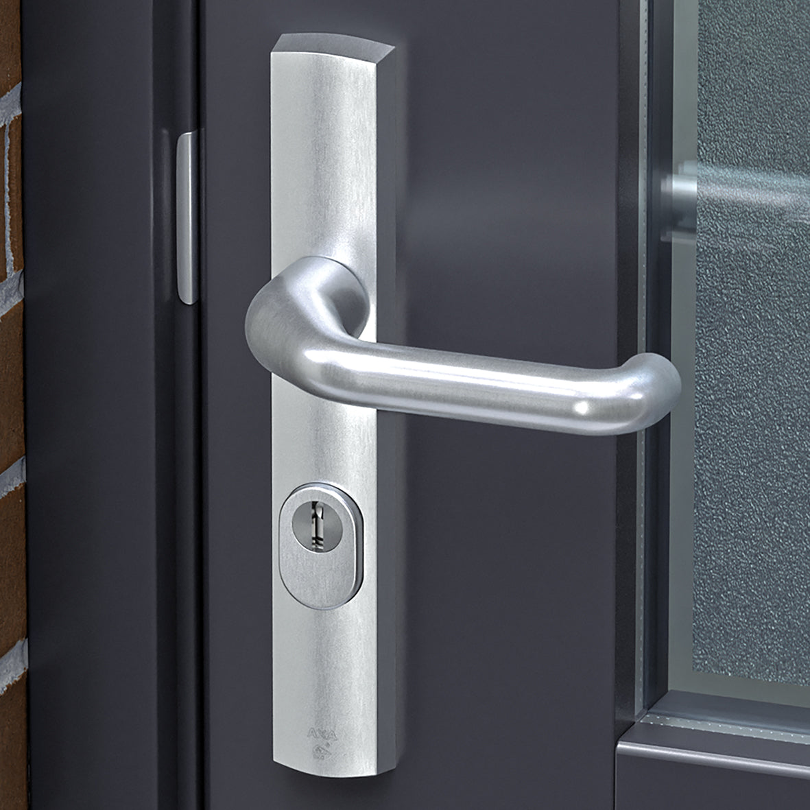 AXA Premium Schutzbeschlag Schmalschild Drücker Flow PZ55 Aluminium naturfarben, Produktfoto 2