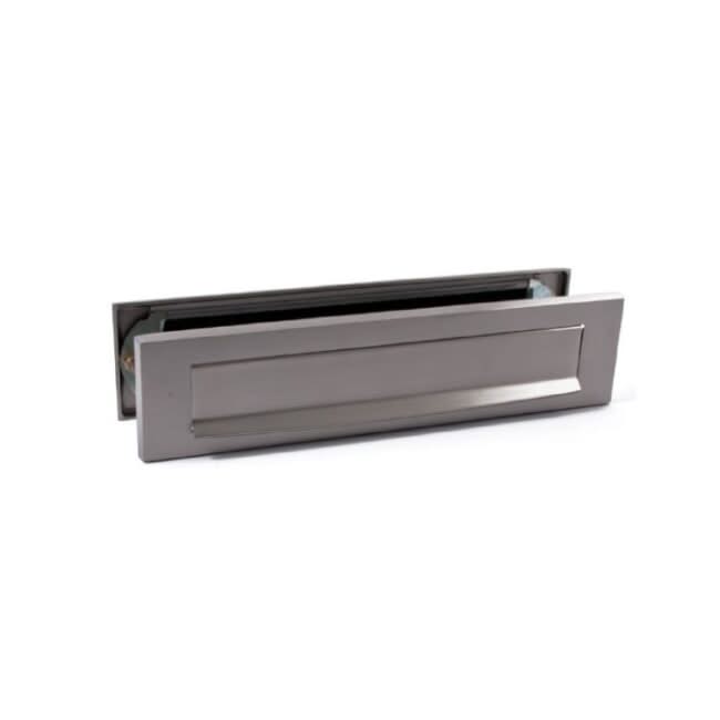 Hardbrass voordeurset rond PVD inox detail 2