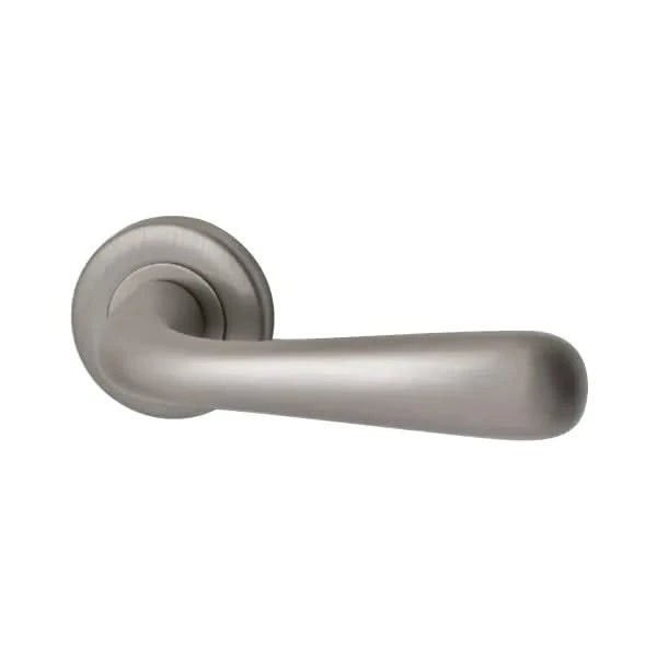 Hardbrass voordeurset aluminium rond links gemonteerd