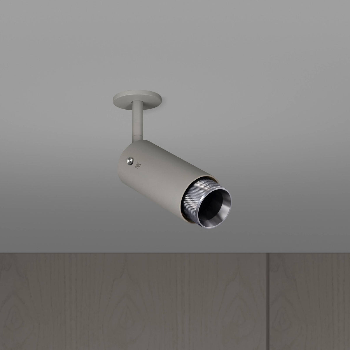 Buster + Punch Exhaust Stone spot cross steel zijaanzicht