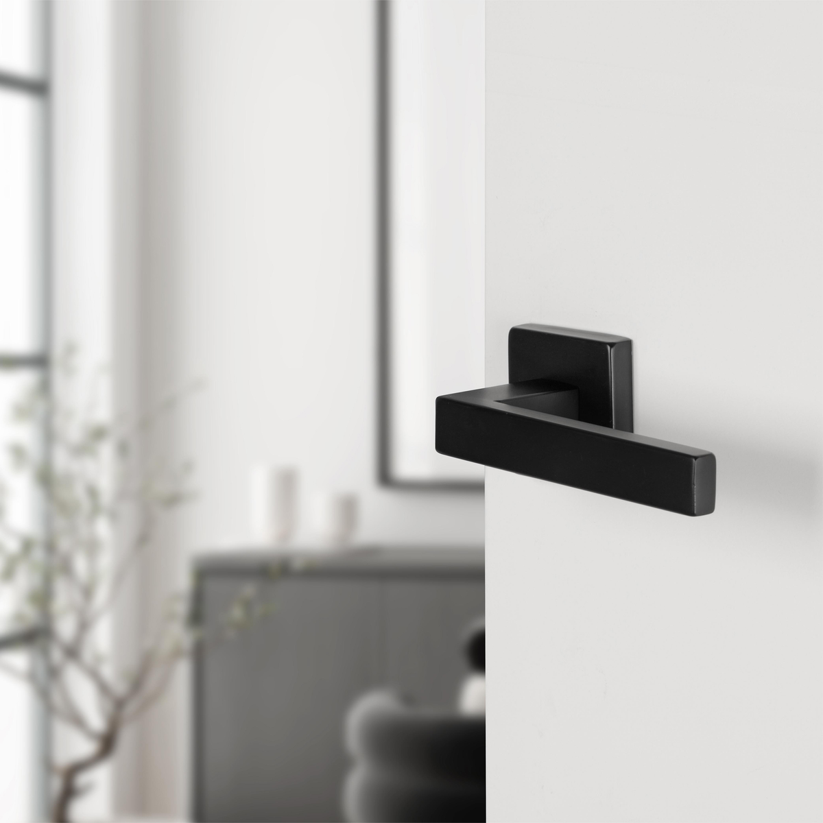 Differnz Tilburg deurkruk vierkant rozet gun metal, detail
