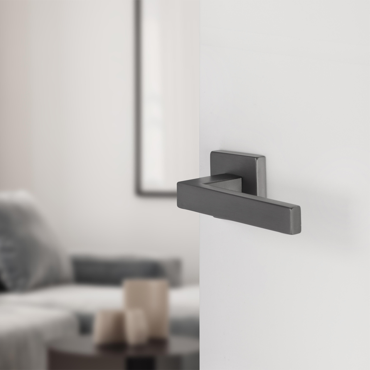 Differnz Tilburg deurkruk vierkant rozet gun metal, detail