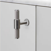 Buster + Punch Cross meubelgreep t-bar steel
