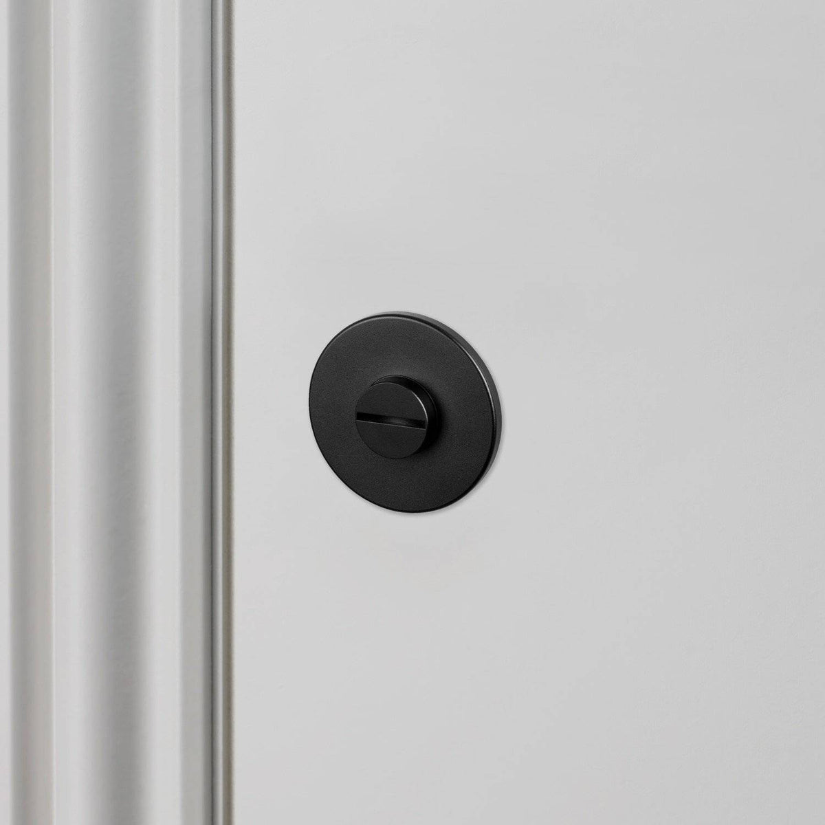 Buster + Punch Cross thumbturn WC-slot black detail knurl-patroon